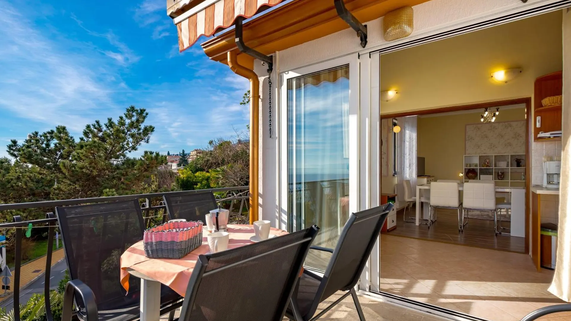Guest house Camelia & Martina Apartments Opatija